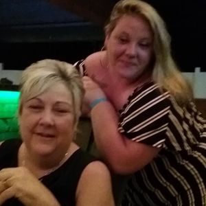 Meet your Posher, Becky